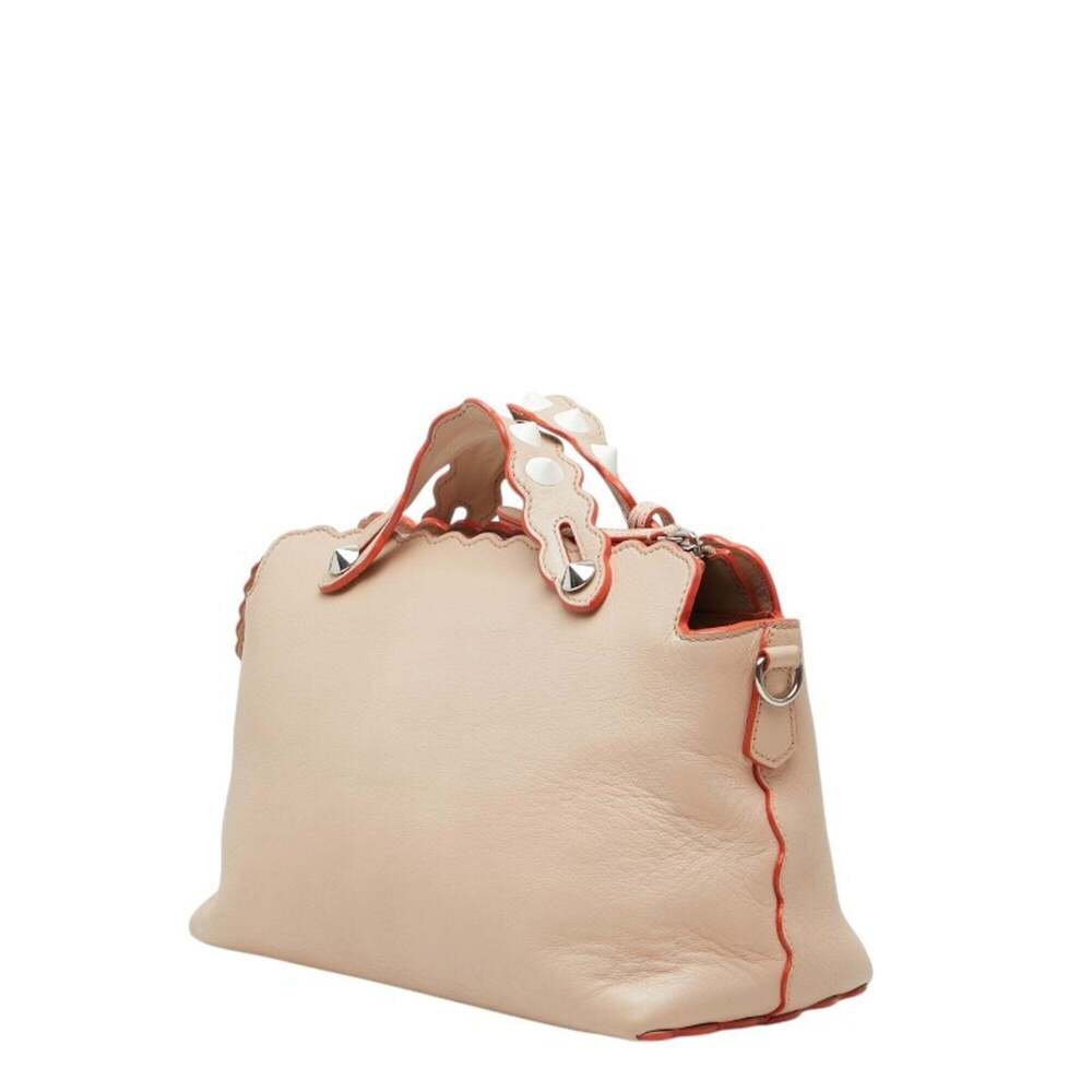 FENDI Cream Leather Shoulder Bag - Picture 2 of 12